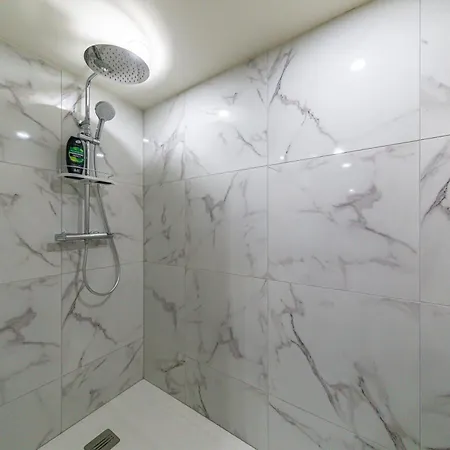 Le Jardin Secret Nature Parking Jardin 1500m2 Διαμέρισμα *